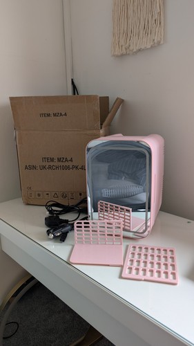 Brand new mini fridge - new,
